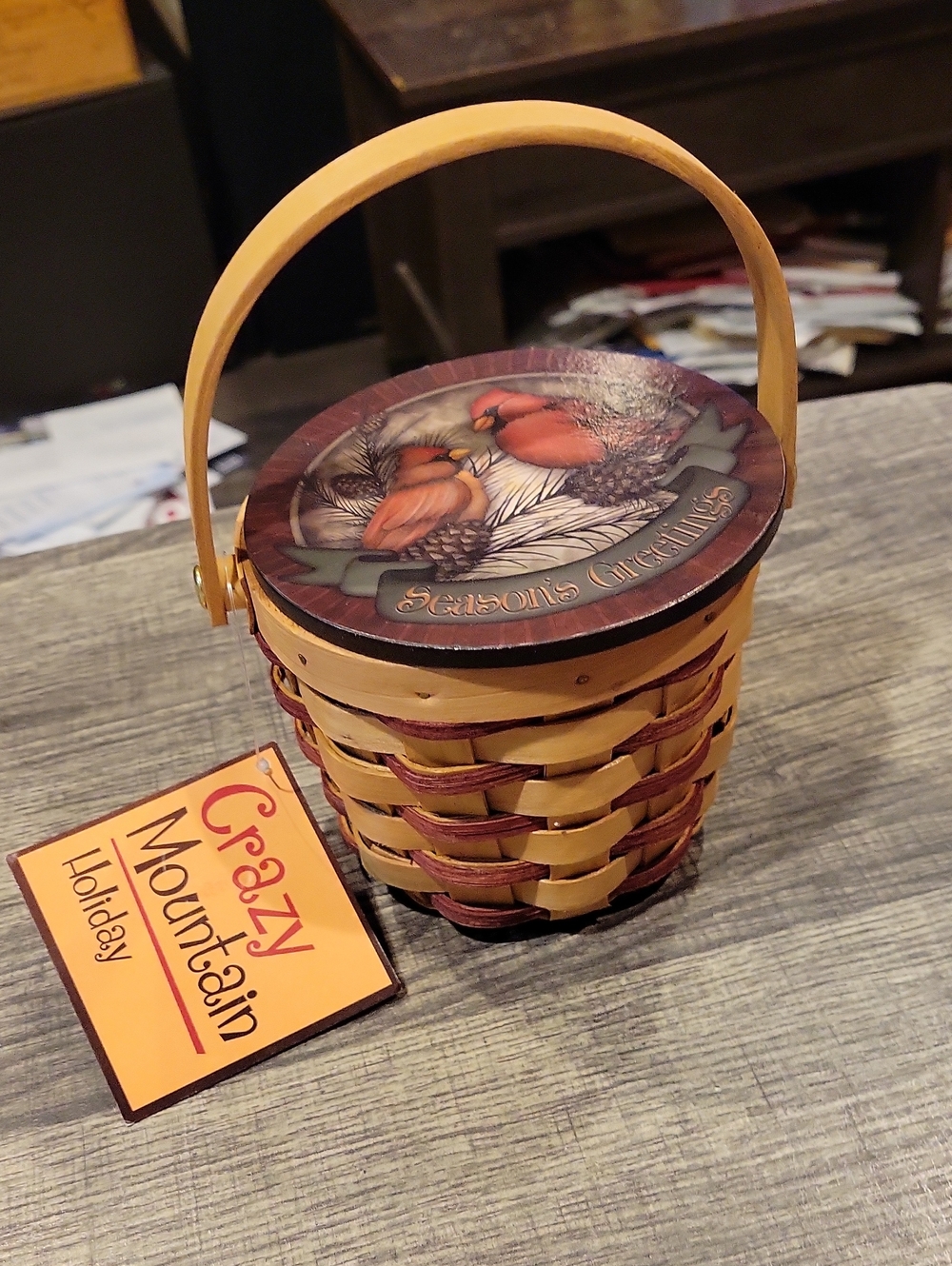 Holiday Woven Basket w/lid.New W/ Tags,Cardinals